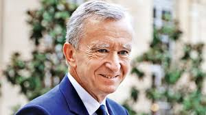Propelled by a rise in stock prices of lvmh, fashion mogul bernard arnault briefly overtook amazon head jeff bezos as the richest man in the world on monday. Meet S World S Richest Person And It S Not Amazon Ceo Jeff Bezos