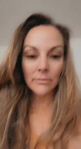 Lora Slusher's Instagram, Twitter & Facebook