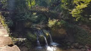 .märchenhaft sind aber auch die zahlreichen wasserfälle auf dem 112 kilometer langen wanderweg. Wandern Consdorf Mullerthal Consdorf Tour 169831