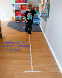It will keep kids active at home as well as will improve gross motor skills. Adventures At Home With Mum Easy Gross Motor Obstacle Course Coordenacao Motora Grossa Diversao Para Criancas Educacao Fisica