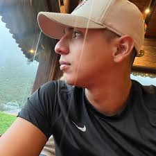 Aaron Ochoa (@aaron_xochoa) • Instagram photos and videos