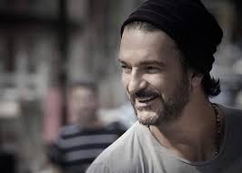 Born on the 19th january 1964 in jocotenango. Ricardo Arjona El Idolo Guatemalteco Con Buen Corazon Revista Estrategia Negocios
