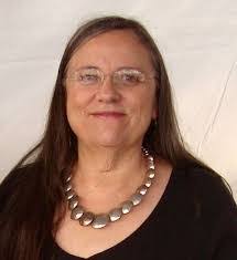 Ellen Chavez's Instagram, Twitter & Facebook