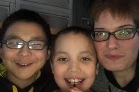 Stephanie Cornwell's Instagram, Twitter & Facebook