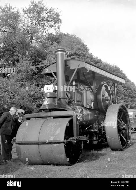 Marshall steam roller hi-res stock photography and images - Alamy