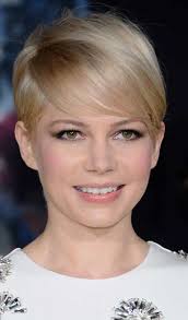 Some women like toni braxton wore a very short and polished pixie cut, while winona ryder and natalie imbruglia wore it. 10 Stylish Short Hairstyles From The 60 S