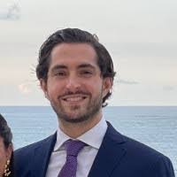 Roberto Kattan's Instagram, Twitter & Facebook