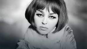 She performed in more than thirty films from 1953 to 1991. 34 Ciekawostki O Kalinie Jedrusik Ciekawostki