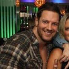 Dan Gladstone (@DanielGladstone)