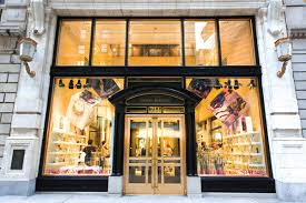 6,445 rentable square feet for sublease on the partial 31st floor. Fifth Avenue Retail Nyc Retail Rents Luxury Retailers