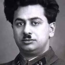 Celebrities Born in 1900