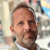 100+ perfiles de «Grohmann»