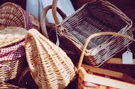 This rate includes the cost for the materials used as well as the labor charge for the designer. Anyaman Bambu Kerajinan Tradisional Indonesia Yang Bernilai Seni Warta Pontianak