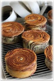 切り株とプルマンと白パン 手作りパンレシピ パン 手作り 簡単 プリン レシピ 簡単