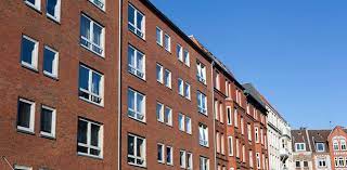 In der tat ist man bei einigen punkten sogar näher beisammen als gedacht. Ag Munchen Kein Schadenersatzanspruch Aufgrund Entgangener Wohnung Haus Grund Grafschaft Moers