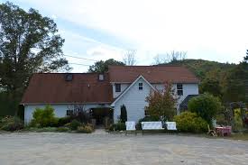 Troyer S Country Amish Blatz Is In The Middle Of Nowhere In North Carolina But So Worth The Journey Small Towns Usa North Carolina North Carolina Homes