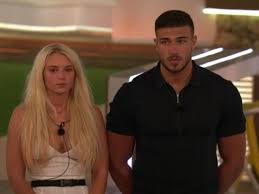 Lyon woodstock's british title fight with anthony cacace has despite his lowly ranked opponent, the love island star is still on a mission for boxing fans to treat him seriously inside the ring. Amber Davies Shares Iconic Love Island Throwback In Response To Snake Tommy Fury Stealing Lucie North Wales Live
