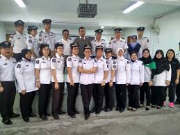 Sekolah menengah kebangsaan taman ehsan atau nama ringkasnya smk taman ehsan, merupakan sebuah sekolah menengah kebangsaan yang terletak di kepong, selangor. Tingkatan 6 Smk Taman Ehsan