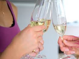See more ideas about happy friendship day, happy friendship, friendship. Spitalsmitarbeiter Nach Feier Entlassen Klage Gegen Stadt Wien Vienna Online