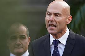 Victoria Police deputy commissioner Andrew Crisp appointed new Emergency  Management Commissioner