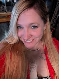 Le 31 décembre venez défoncer l'année avec nous et Patrick Tousignant sera  là pour lever le party 💥💥💥