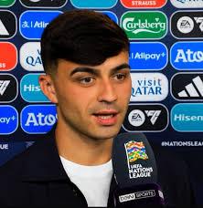 Only legends will guess the two teams ⚽️🌟