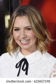 1+ Hundred Beverley Mitchell Royalty-Free Images, Stock Photos & Pictures