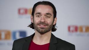 Das teilte ein sprecher der küstenwache im kanadischen halifax mit. Daniel Kublbock Wer Ist Die Millionarin Die Ihn 2011 Adoptierte Stern De