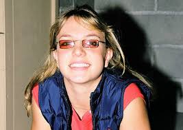 Let's not forget, she was still pretty young when she rose to. Britney Spears Looks Like The Most 90s Teenager In These Pics And We Can T Get Over It Hellogiggles