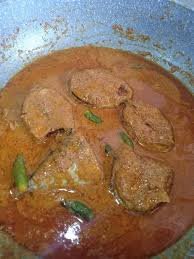 Ikan tongkol biasa diguna dalam menyediakan lauk nasi dagang terengganu. Resipi Nasi Dagang Terengganu Suami Cakap Sedap Macam Makan Dekat Kedai Mingguan Wanita