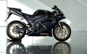 Yamaha r15 has been designed after many years of research by the most efficient engineers taking care of all the safety measures for the user. Hd Wallpaper Black Vehicles Motorbikes Yamaha R1 Yamaha R15 2560x1600 Motorcycles Yamaha Hd Art Wallpaper Flare