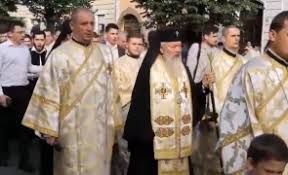 Citeste acum toate articole despre manastirea nicula cluj pe digi24.ro Procesiunile Spre MÄƒnÄƒstirea Nicula Anulate CredincioÈ™ii Nu Au Voie SÄƒ AtingÄƒ Icoana FÄƒcÄƒtoare De Minuni Stiri Pe Surse Cele Mai Noi Stiri