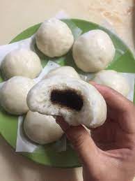 Ade bebanyak inti aneka rasa kita boleh bubuh dan ade macam warna kita boleh letak tapi ntah kenapa saya suke warna kuning dan hijau pandan ngan inti kacang merah dan kacang tanah tumbuk + gula ni. Sembang Orang Kita Resepi Pau Paling Simple Tapi Sedap Sukatan Cawan
