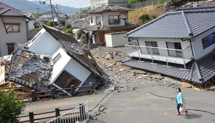 7.5 magnitude earthquake in Japan