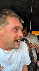 This one is a tough watch, surstomming 2😂😂