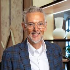 Jeff Kindig's Instagram, Twitter & Facebook