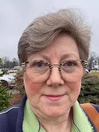 Short grey haircuts for women over 70