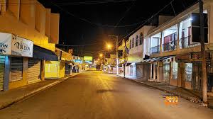 Hasta las 5:00 a.m., y los sábados y domingos desde las 9:00 p.m. Rd Estrena Horario Nuevo Para El Toque De Queda