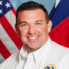 I'm happy to share that I'm starting a new position as Director at  University of South Alabama! I am so very thankful for the opportunity to  serve in this role. Congratulations to