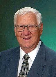 Derek Wiener's Instagram, Twitter & Facebook