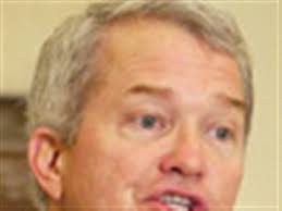 Congressman resigns amid e-mails to teen male page