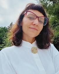 🛶LA PESCA DEL DÍA 🌊@ballesteros.graciela 💕 . . . gracias infinitas 🙏❤️  . . . #laresistenciapoesia #poetas #poemas #poesia