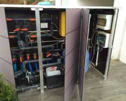 Pooltechnik Einhausung Aus Wetterfestem Hpl Niemals Streichen Und In Beliebigen Farben Erhaltlich Sehr Modernes Design Mo Einhausung Pooltechnik Unterstand