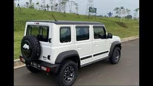 It has a ground clearance of 210 mm and dimensions is 3650 mm l x. Powered By Maruti Brezza Engine 5 Door Jimny Will Glide Over Terrains