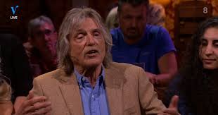 Marieke derksen de dochter van analist johan derksen heeft het helemaal gehad met de negatieve reactie omtrend haar vader. Johan Derksen Verliest Dochter Door Rel