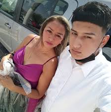 ✈️ Grupo Yahari en modo viaje… 💋 ¿Adivinan a dónde vamos? 👀🎶 La cumbia  no se detiene, ¡la aventura apenas empieza! #AdivinaElDestino #GrupoYahari  #SigueYSigue #Tour2025 #ModoViaje