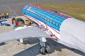 KLM desempacota mais um Embraer E195-E2 que estava armazenado à espera da disponibilidade de motores