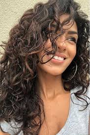 40 Loose Curly Natural Hairstyle Ideas Haircuts For Curly Hair Long Curly Haircuts Long Hair Styles