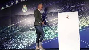Zidane leaves real madrid for the third time, in a week which saw a host of managerial changes at major european clubs. Stilkritik Zinedine Zidanes Jeans Bei Seinem Madrid Comeback Sz Magazin