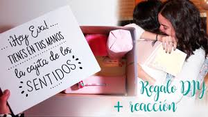 Se quedó realmente sorprendida ya que abarca muchos detalles en un mismo regalo. Haz Un Regalo Especial Caja De Los 5 Sentidos Reaccion I Diypnotizada Youtube
